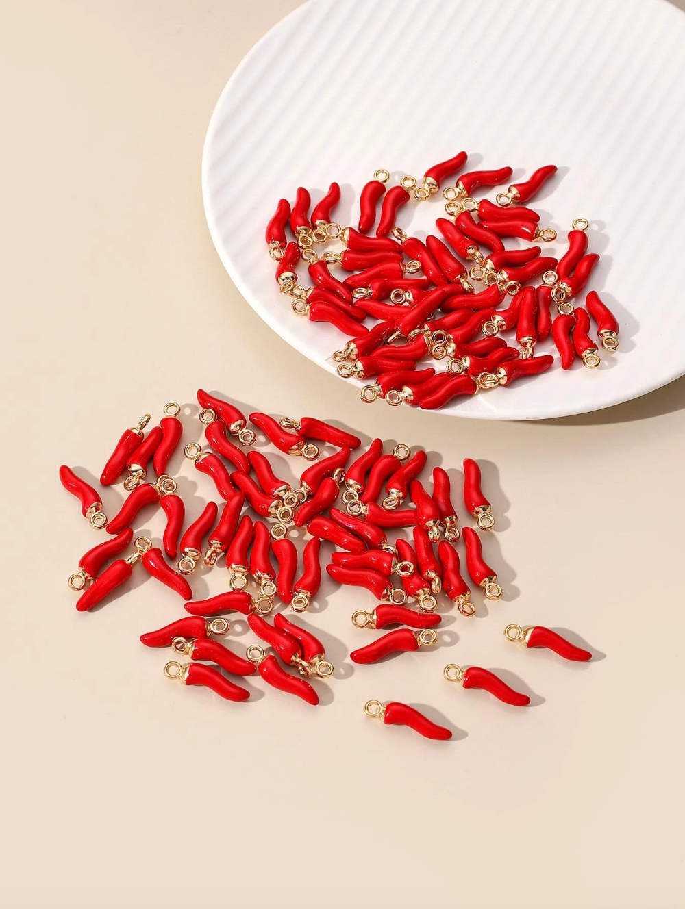 10 Charms Piments Rouges