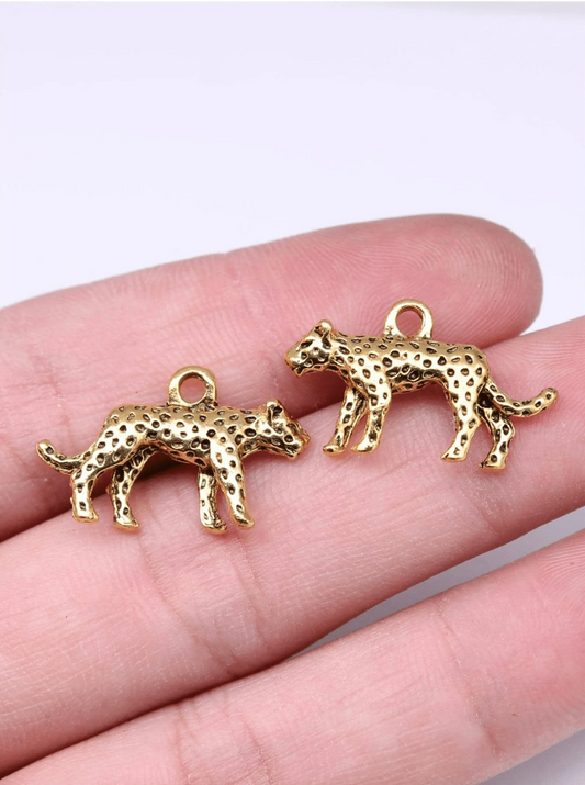 6 Leopard Charms